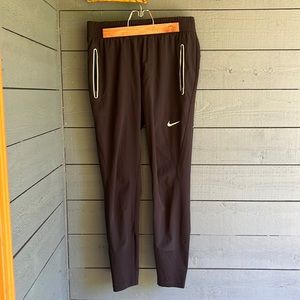 Nike Dri-fit jogger - Size small
